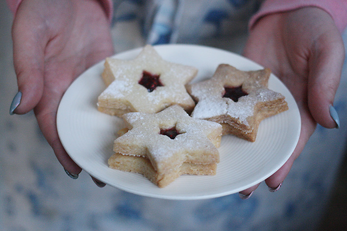 Christmassy Jam Cookies